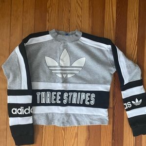 Cropped Adidas Hoodie - M
